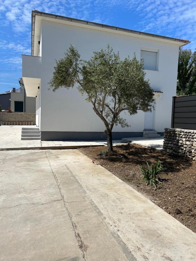 Villa Kety Baška Buitenkant foto