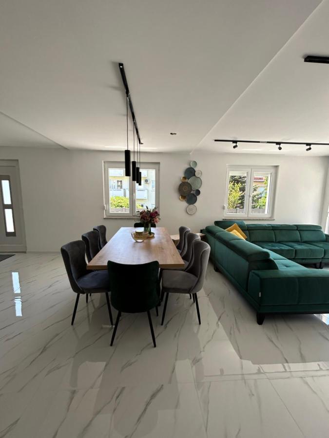 Villa Kety Baška Buitenkant foto
