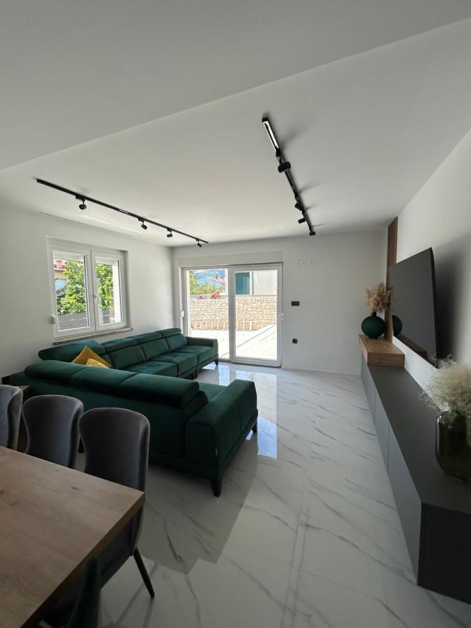 Villa Kety Baška Buitenkant foto
